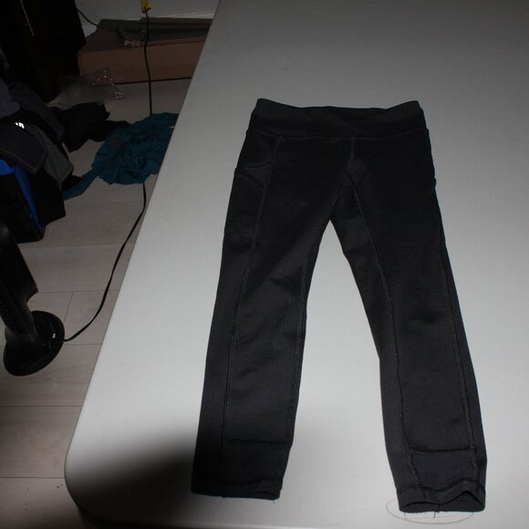 Black Ivivva Leggings Size 8 - Picture 1 of 3